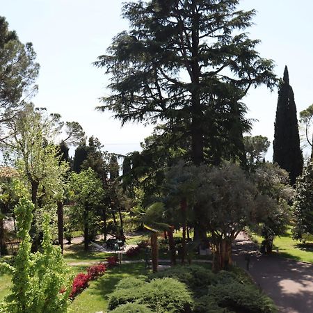 Monika Holiday 333 Star On The Lake Garda  Exterior photo